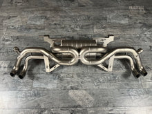 Laden Sie das Bild in den Galerie-Viewer, Lamborghini Huracán LP580-2 / LP610-4 5.2L V10 Klappenauspuffanlage X-Pipe RP