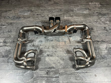 Laden Sie das Bild in den Galerie-Viewer, Porsche 992 GT3 / GT3 RS Klappenauspuff Z-Pipe F1 System RP