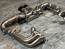 Laden Sie das Bild in den Galerie-Viewer, Porsche 992 GT3 / GT3 RS Klappenauspuff Z-Pipe F1 System RP