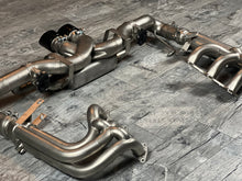 Laden Sie das Bild in den Galerie-Viewer, Porsche 992 GT3 / GT3 RS Klappenauspuff Z-Pipe F1 System RP