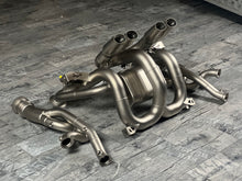 Load image into Gallery viewer, Lamborghini Revuelto Longpipe F1 Auspuff High Pitch System RP