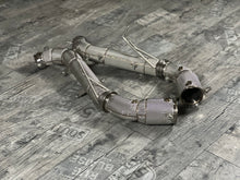 Laden Sie das Bild in den Galerie-Viewer, McLaren MP4-12C Downpipe Catless TIG-Schweißnaht 304er Edelstahl RP