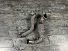 Laden Sie das Bild in den Galerie-Viewer, Mercedes A35 AMG W177 OPF 2019-  Downpipe Catless RP