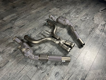 Laden Sie das Bild in den Galerie-Viewer, Mercedes Benz S63 AMG W222/C217 Downpipe Catless 5.5T RP