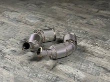 Laden Sie das Bild in den Galerie-Viewer, Audi RS6 / RS7 / S8 C8 4.0T V8 OPF Modell Downpipe Catless RP