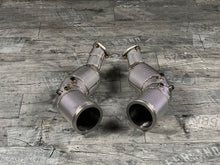 Laden Sie das Bild in den Galerie-Viewer, Audi RS6 / RS7 / S8 C8 4.0T V8 OPF Modell Downpipe Catless RP