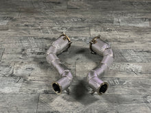 Laden Sie das Bild in den Galerie-Viewer, McLaren 720S / 765 LT Downpipe 200 Zellen Katalysator