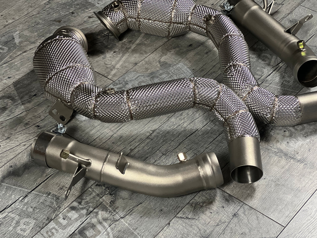Mercedes C63 / C63S  S205 / W205 AMG Downpipe 200 Zellen Katalysator