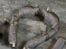 Laden Sie das Bild in den Galerie-Viewer, BMW M5 G90 M5 G99 Touring S68 Downpipe 2024- 200 Zellen Katalysator EUR 6