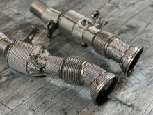 Laden Sie das Bild in den Galerie-Viewer, Ferrari 296 GTB Downpipe RP Catless