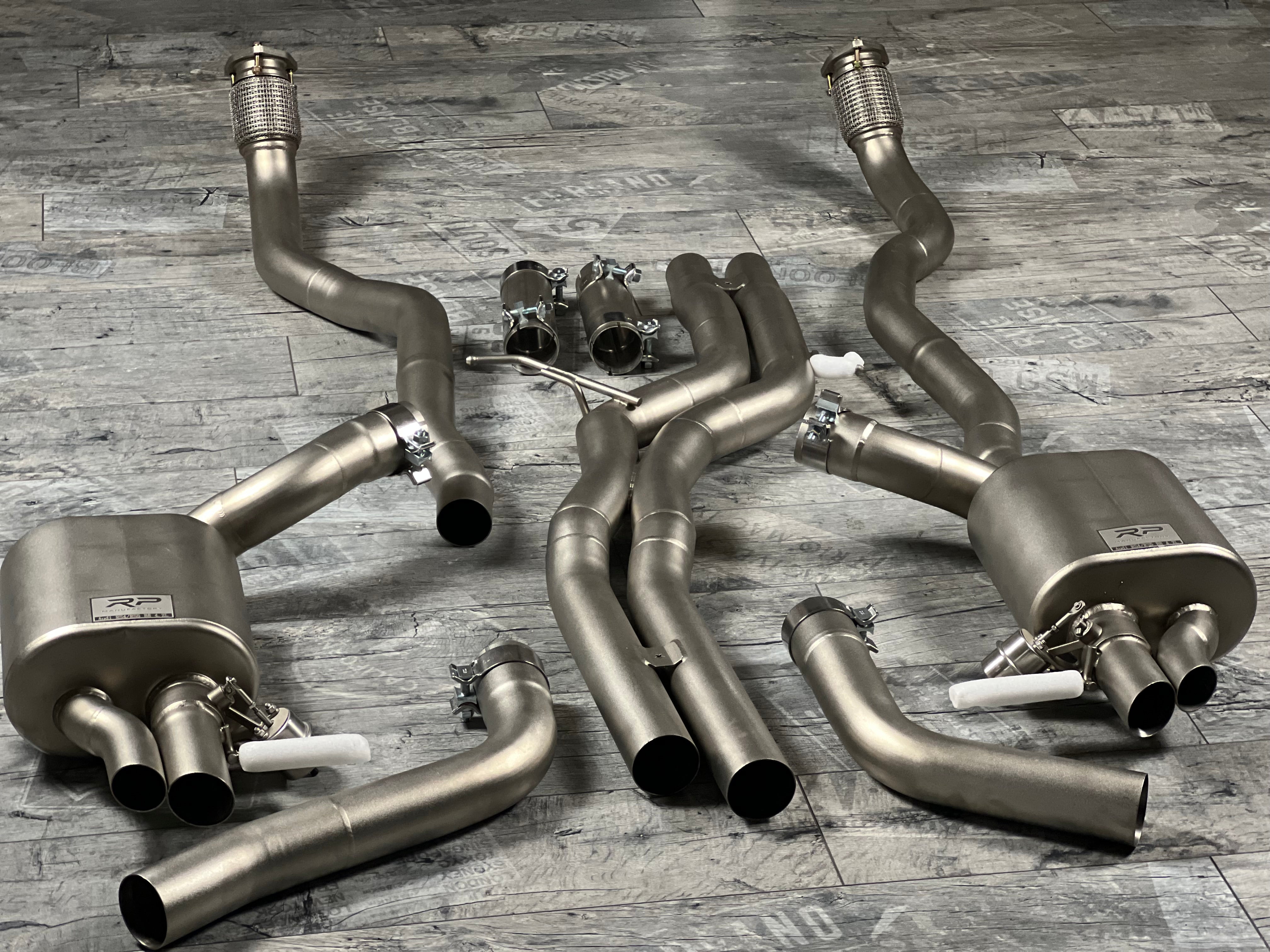 Audi RS5 B8 4.2 V8 Klappenauspuffanlage X-Pipe RP