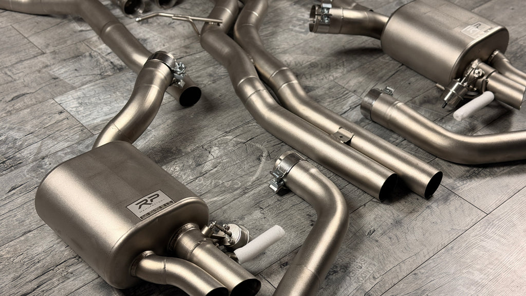 Audi RS5 B8 4.2 V8 Klappenauspuffanlage X-Pipe RP