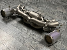 Laden Sie das Bild in den Galerie-Viewer, Porsche 992 911 Turbo Turbo S Klappenauspuff X-Pipe RP