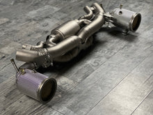 Laden Sie das Bild in den Galerie-Viewer, Porsche 992 911 Turbo Turbo S Klappenauspuff X-Pipe RP