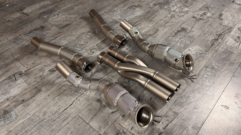 Ferrari 812 Superfast / GTS / Competizione 6.5L V12 Midpipe Z-Pipe RP
