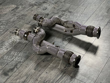 Laden Sie das Bild in den Galerie-Viewer, Lamborghini Aventador LP700-4/LP720-4/LP740-4/LP750-4 Downpipe 200 Zellen Katalysator