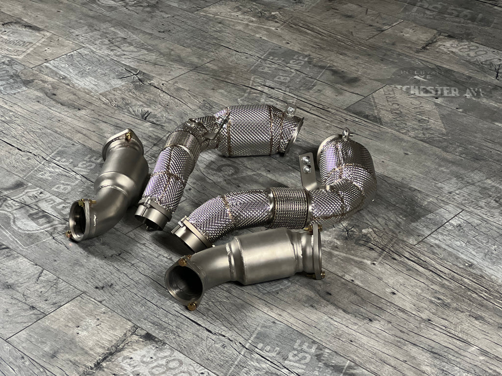 BMW F90 M5 Competition/ CS / F9X M8 LCI Downpipe 11/2020- Catless RP