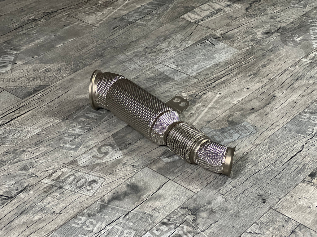 BMW M140i / 340i / 440i / 540i / 640i / 740i/ X3/ X4 Downpipe 200 Zellen Kat RP