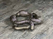 Laden Sie das Bild in den Galerie-Viewer, Mercedes Benz S63 AMG W222/C217 Downpipe Catless 4.0T RP
