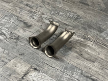 Laden Sie das Bild in den Galerie-Viewer, BMW X5M / X6M F95 / F96 + XM G09 + M60i G05 / G06 S63M Secondary Pipes RP