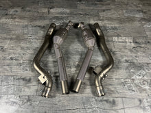 Laden Sie das Bild in den Galerie-Viewer, Mercedes AMG E63 / E63S 5.5T Downpipe Catless RP